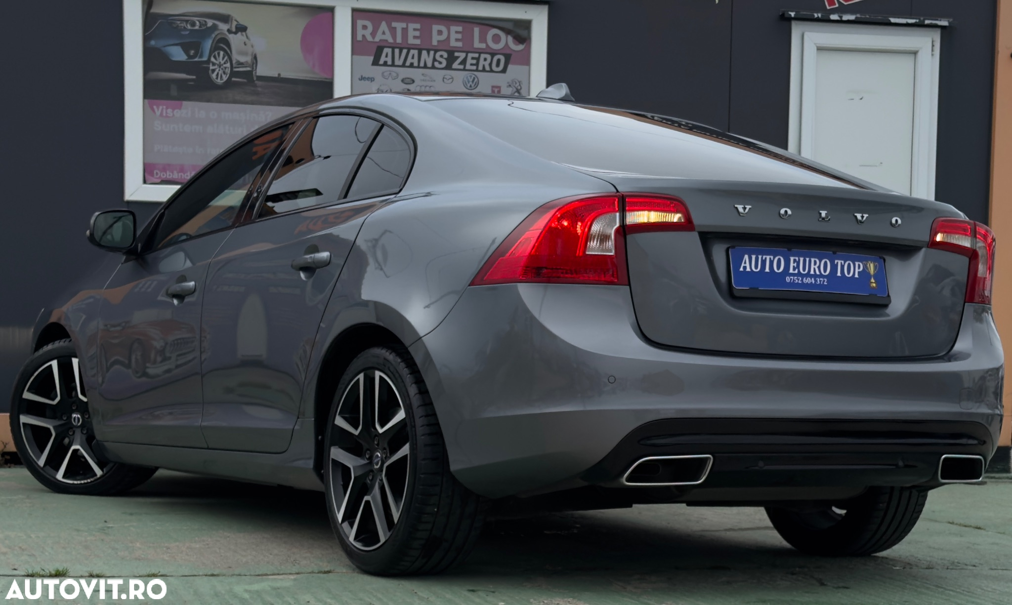 Volvo S60 D4 Geartronic Summum - 12