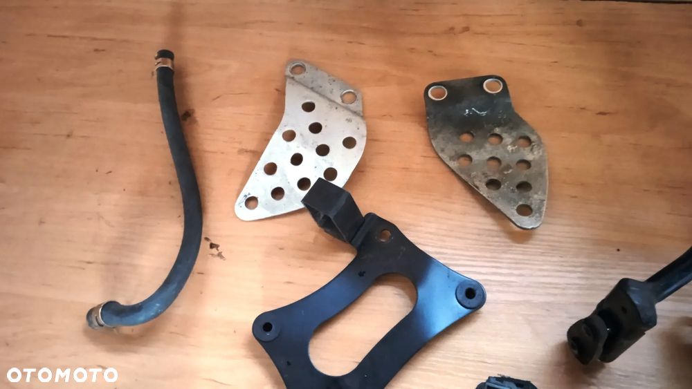 Na części Kawasaki Ninja ZX600G/H967 ZX6R silnik skrzynia rozrusznik alternator bak rama lagi amortyzator kolektor - 26