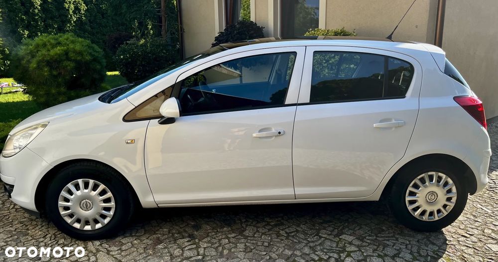 Opel Corsa - 2
