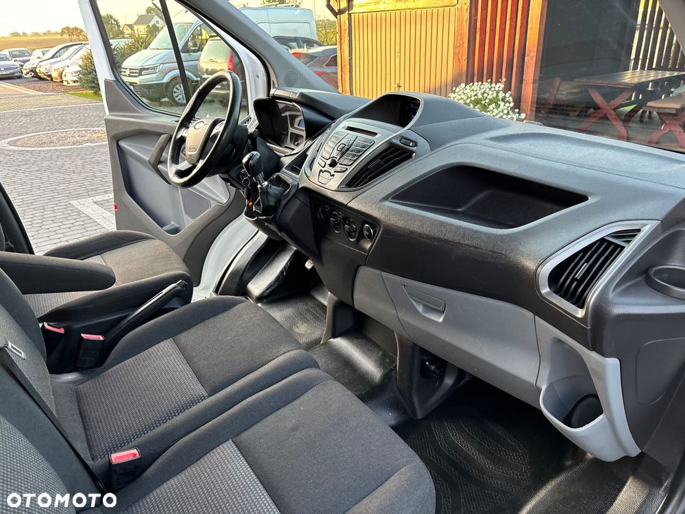 Ford Transit custom - 19