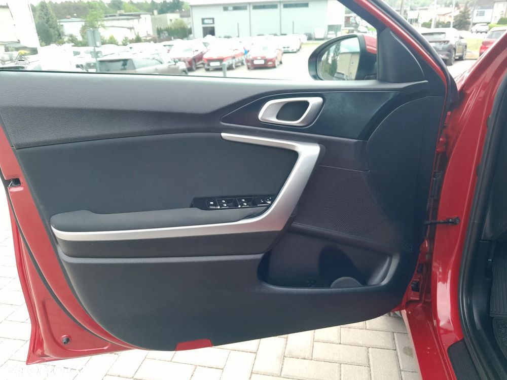 Kia Ceed 1.4 T-GDI L - 10