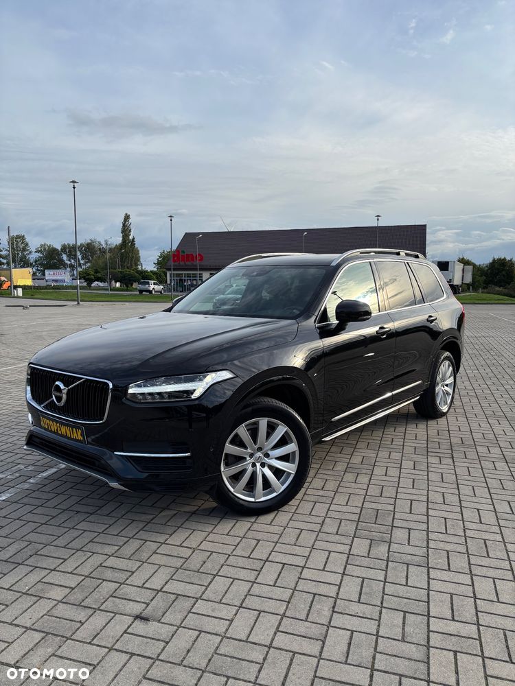 Volvo XC 90 D5 AWD Momentum - 2