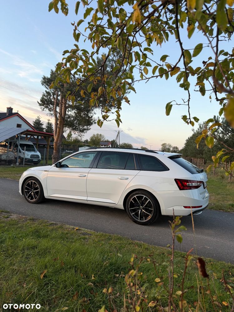 Skoda Superb 2.0 TDI 4x4 DSG Sportline - 11