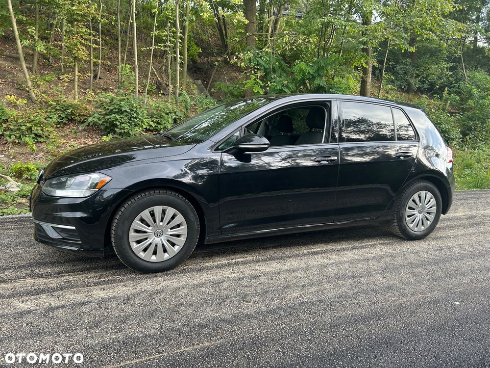Volkswagen Golf - 9