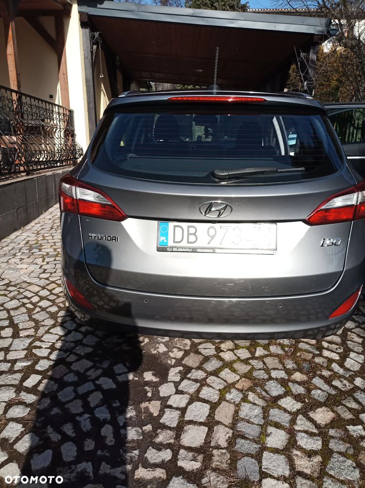 Hyundai i30 1.6 CRDi Classic + - 9