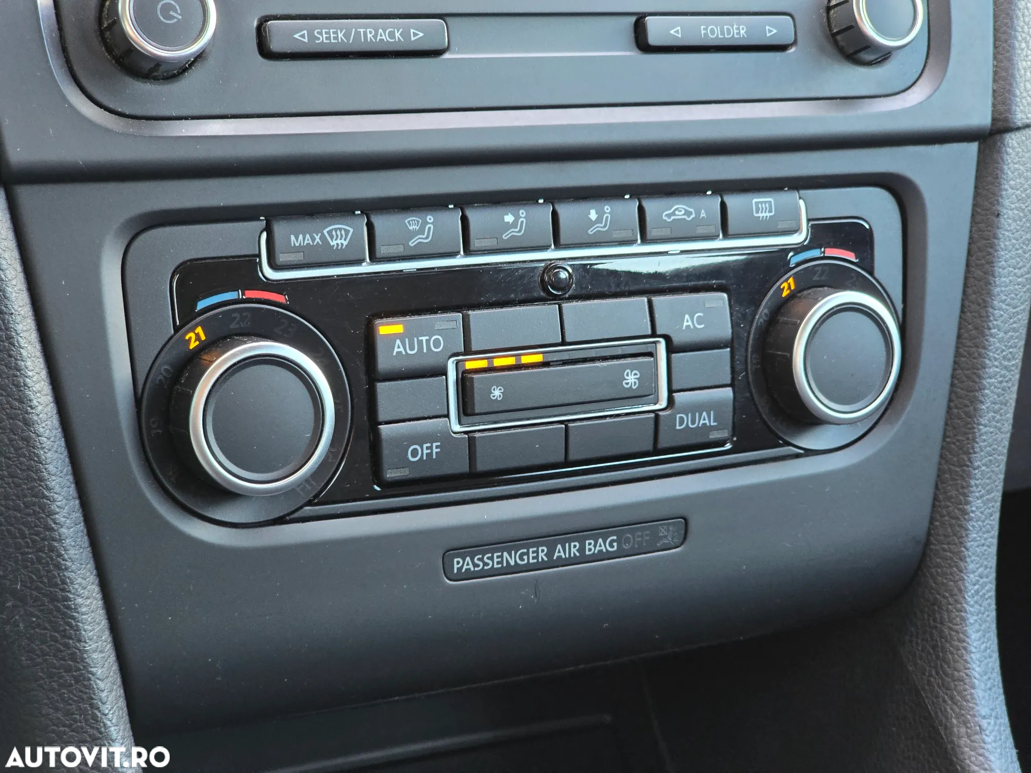 Volkswagen Golf - 21