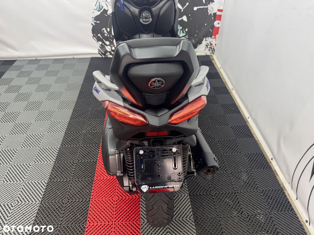 Yamaha X-max - 23