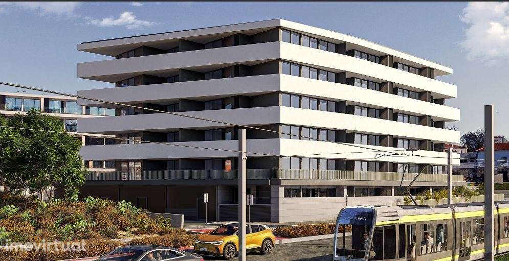 T3 Novo com garagem, varanda - Grande imagem: 4/19