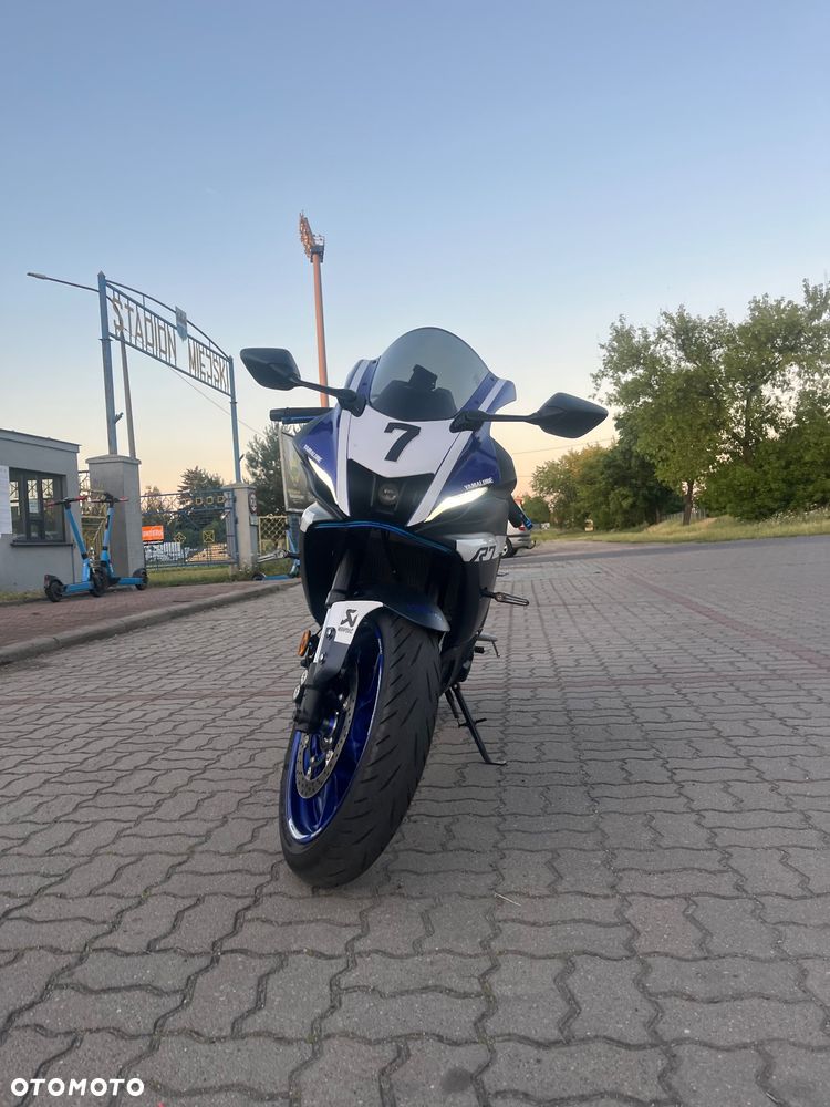 Yamaha R7 - 4