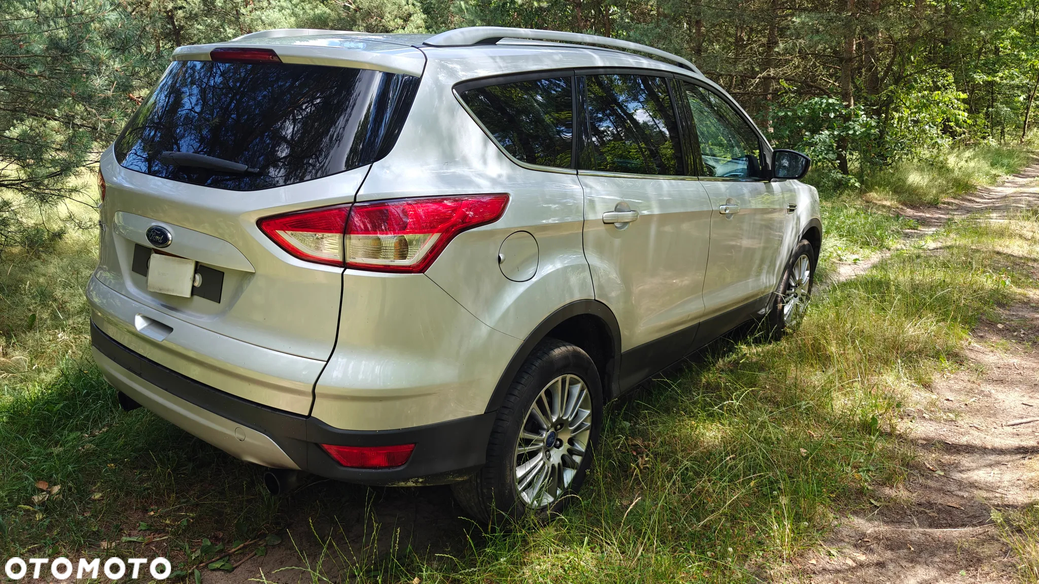 Ford Kuga - 2