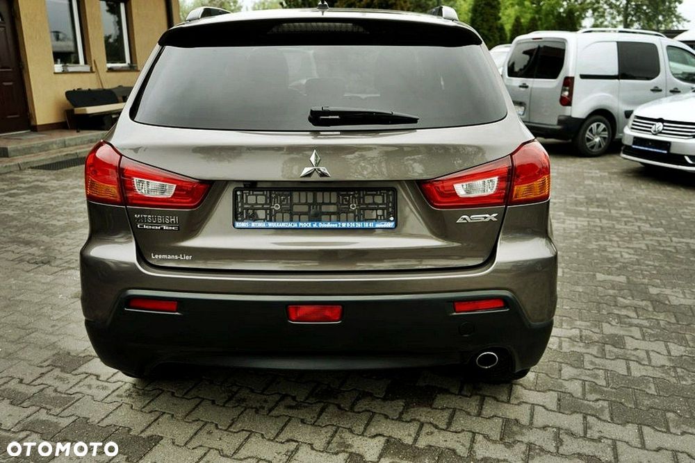 Mitsubishi ASX - 7