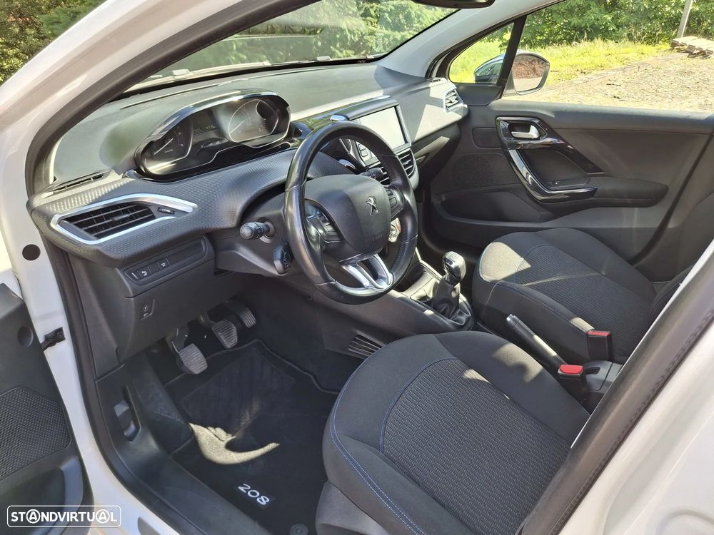 Peugeot 208 1.5 BlueHDi Signature - 10