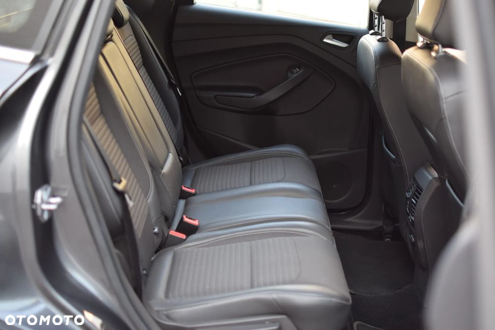 Ford Kuga 1.5 EcoBoost 4x4 Titanium - 12