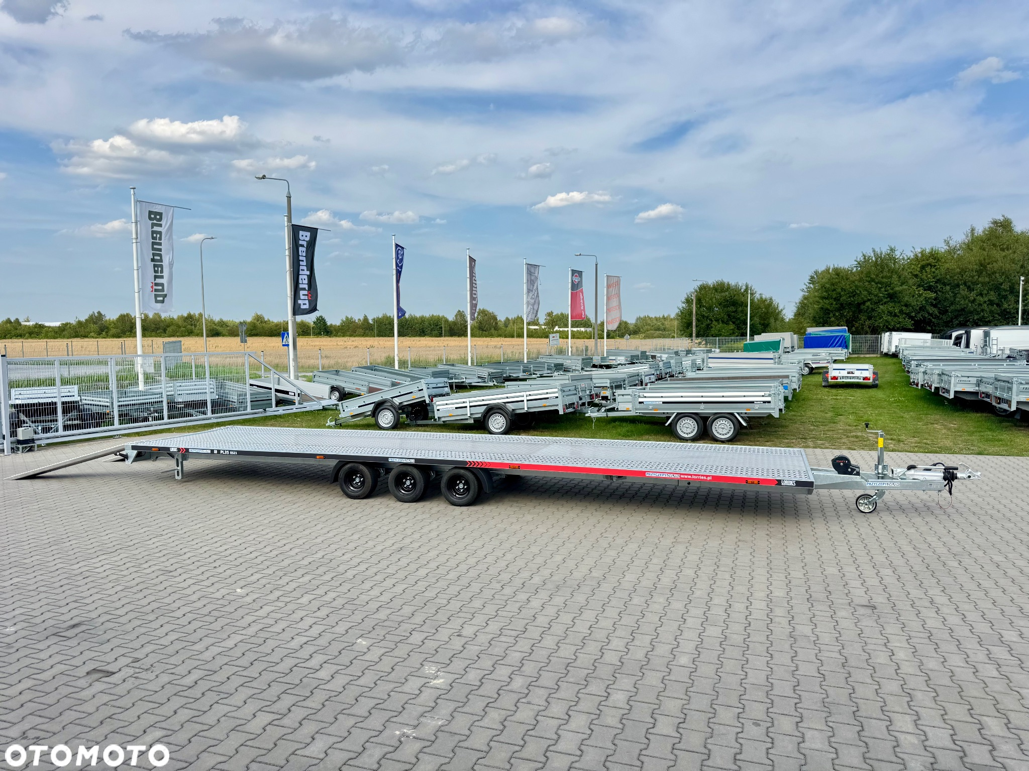 Lorries PL35-8521 laweta na dwa auta 3500kg wypełnienie podłogi ALU 3 osie - 20