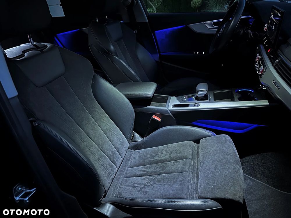 Audi A4 Limousine - 16