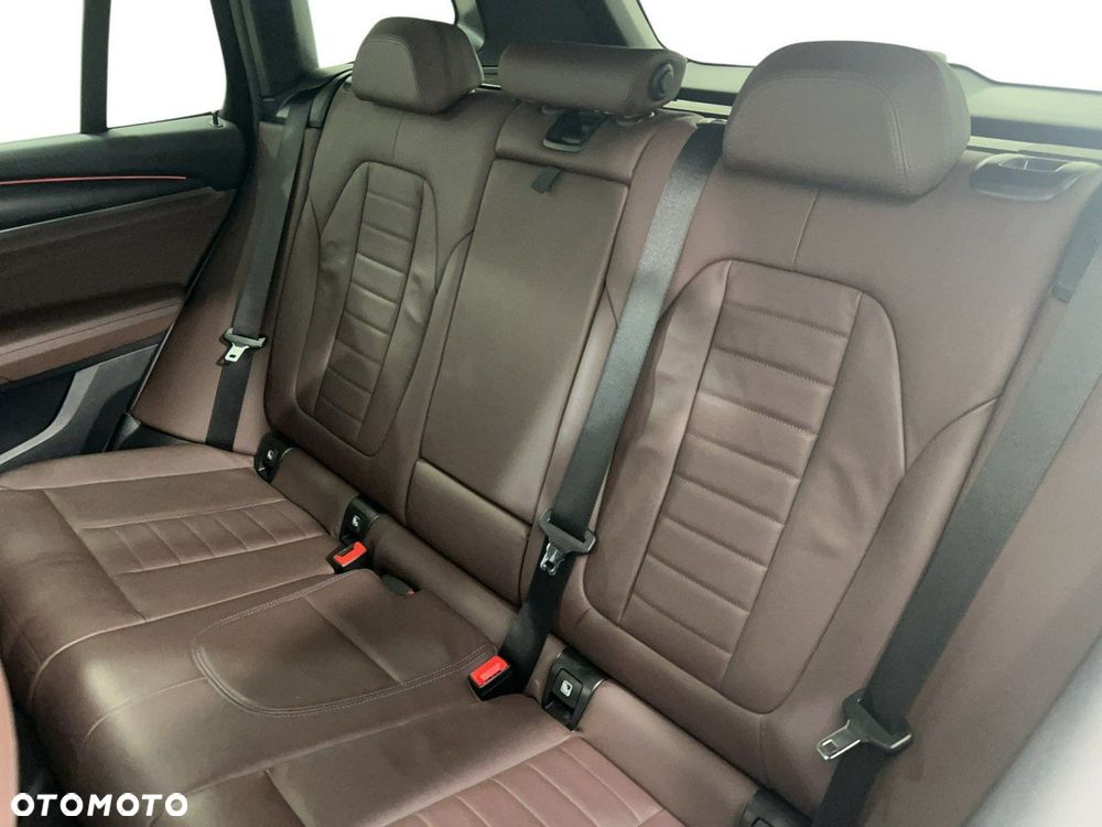 BMW X3 xDrive30i mHEV - 12