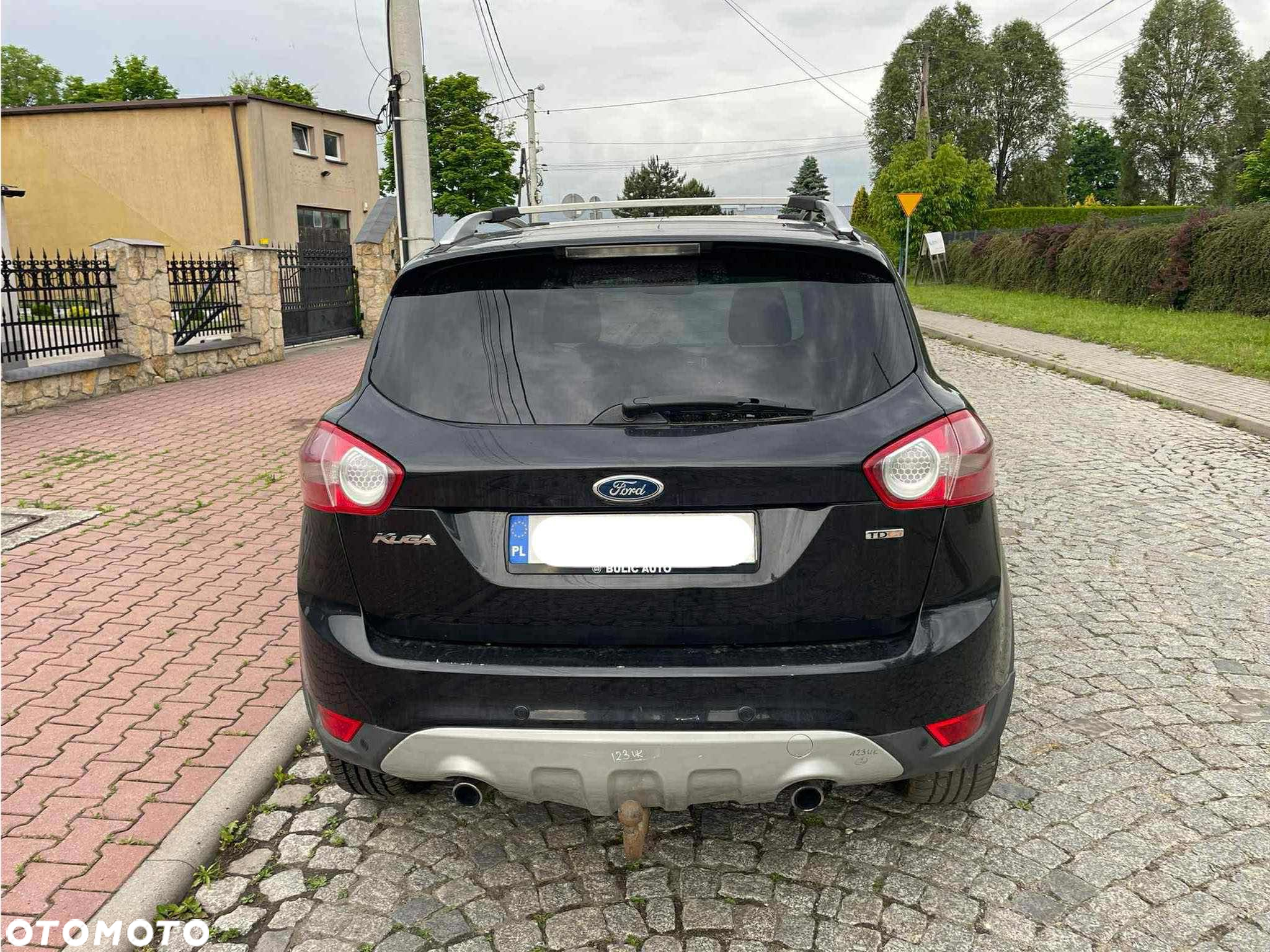 Ford Kuga 2.0 TDCi 2x4 Black & Silver - 3