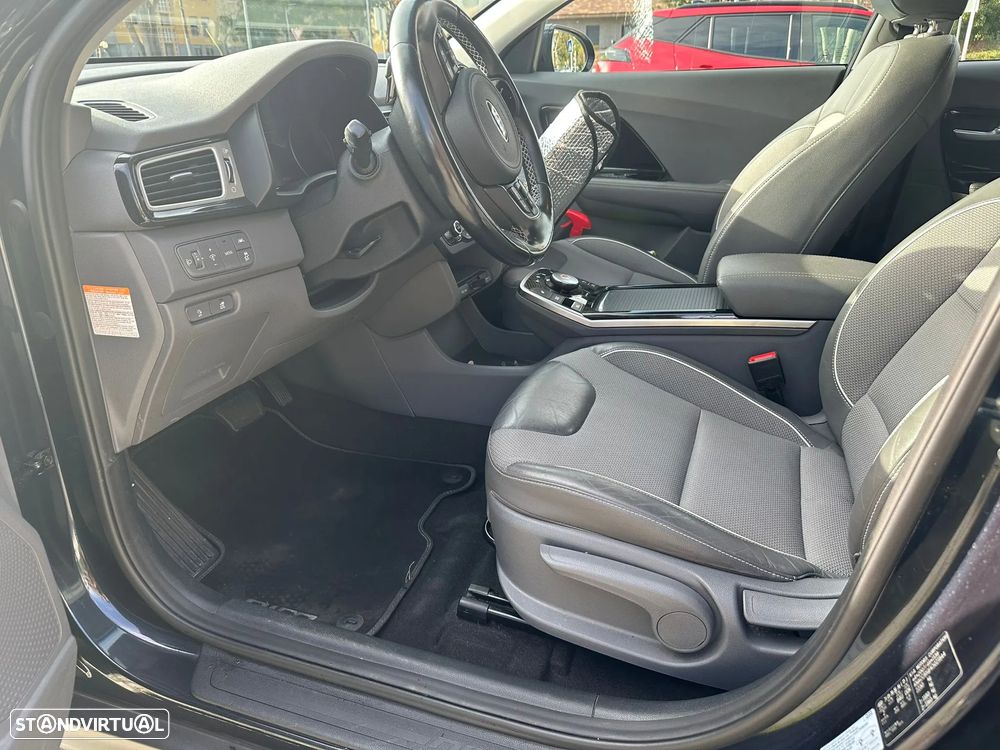 Kia Niro - 12