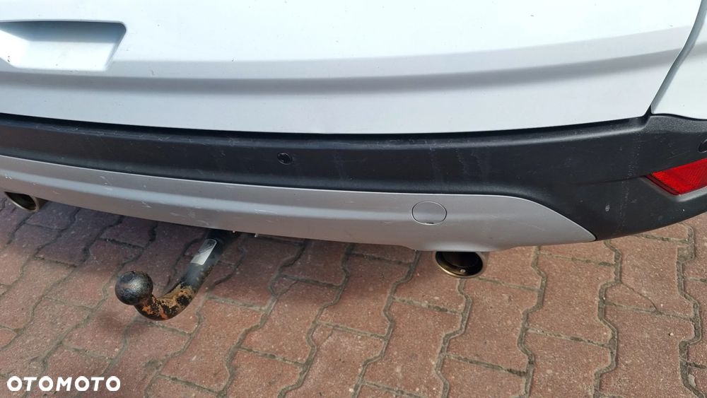 Ford Kuga 2.0 TDCi 2x4 Cool & Connect - 11