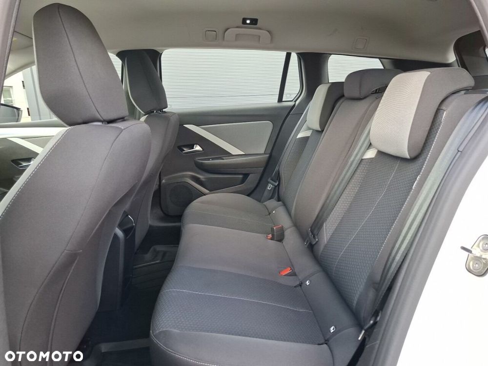 Opel Astra - 11