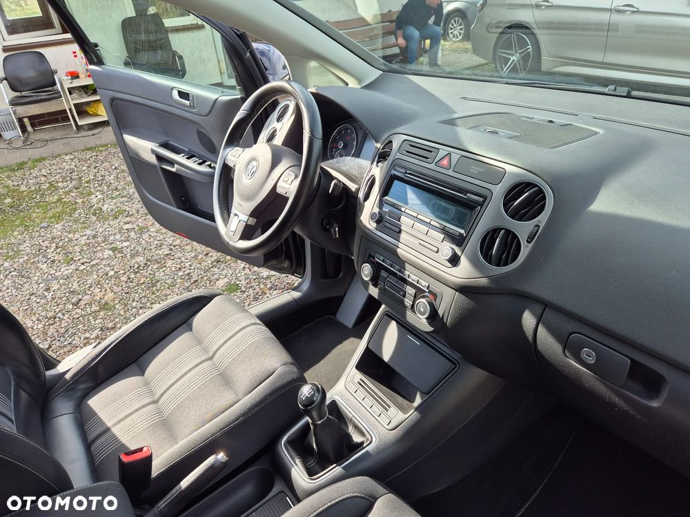 Volkswagen Golf Plus 1.2 TSI BlueMot Comfortline - 22