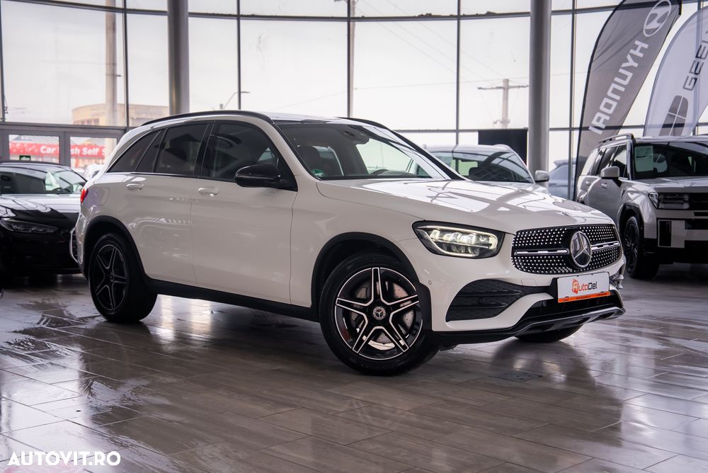 Mercedes-Benz GLC 220 d 4MATIC 9G-TRONIC AMG Line - 35
