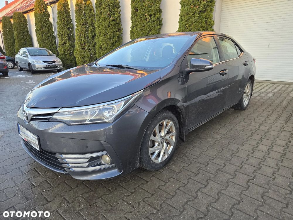 Toyota Corolla 1.6 Comfort - 12