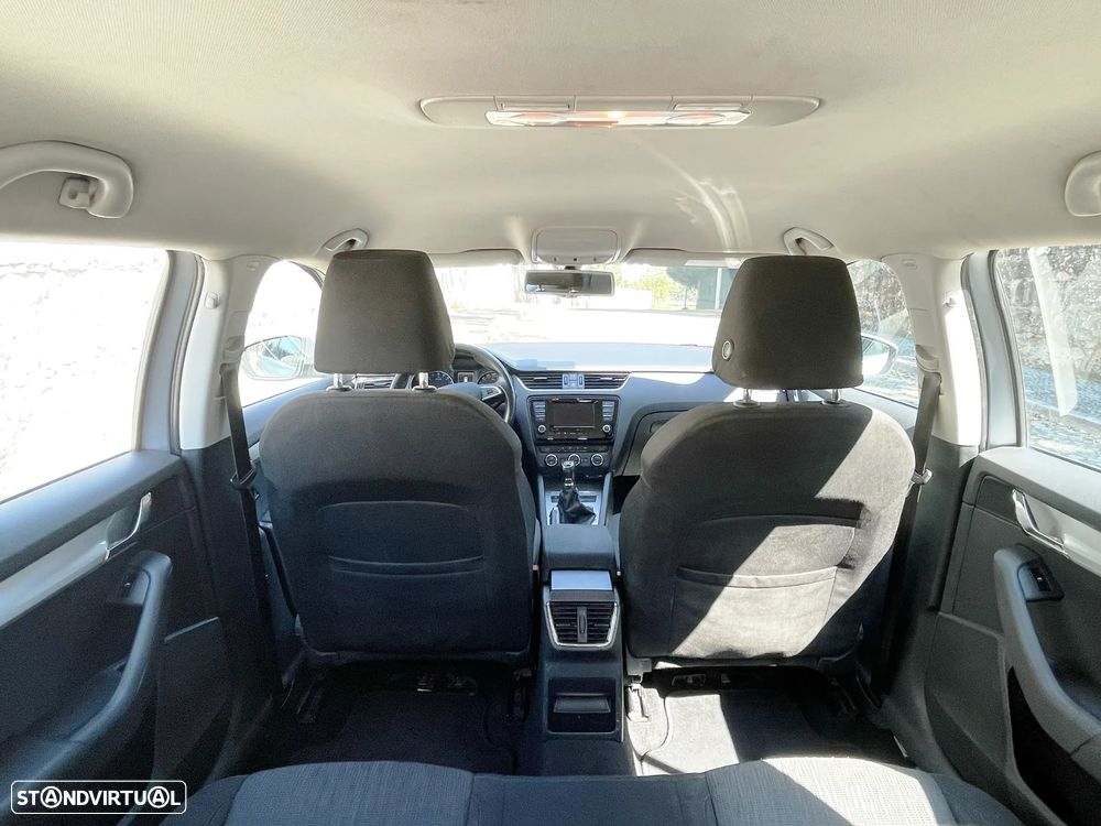 Skoda Octavia Break 1.6 TDi Elegance - 11