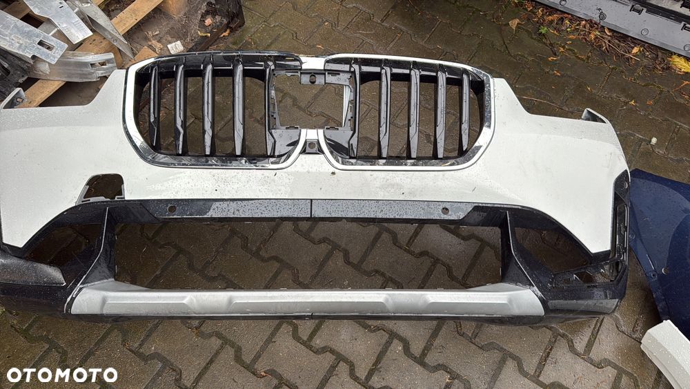 ZDERZAK BMW X1 U11 ORYGINAŁ NIE NAPRAWIANY - 1