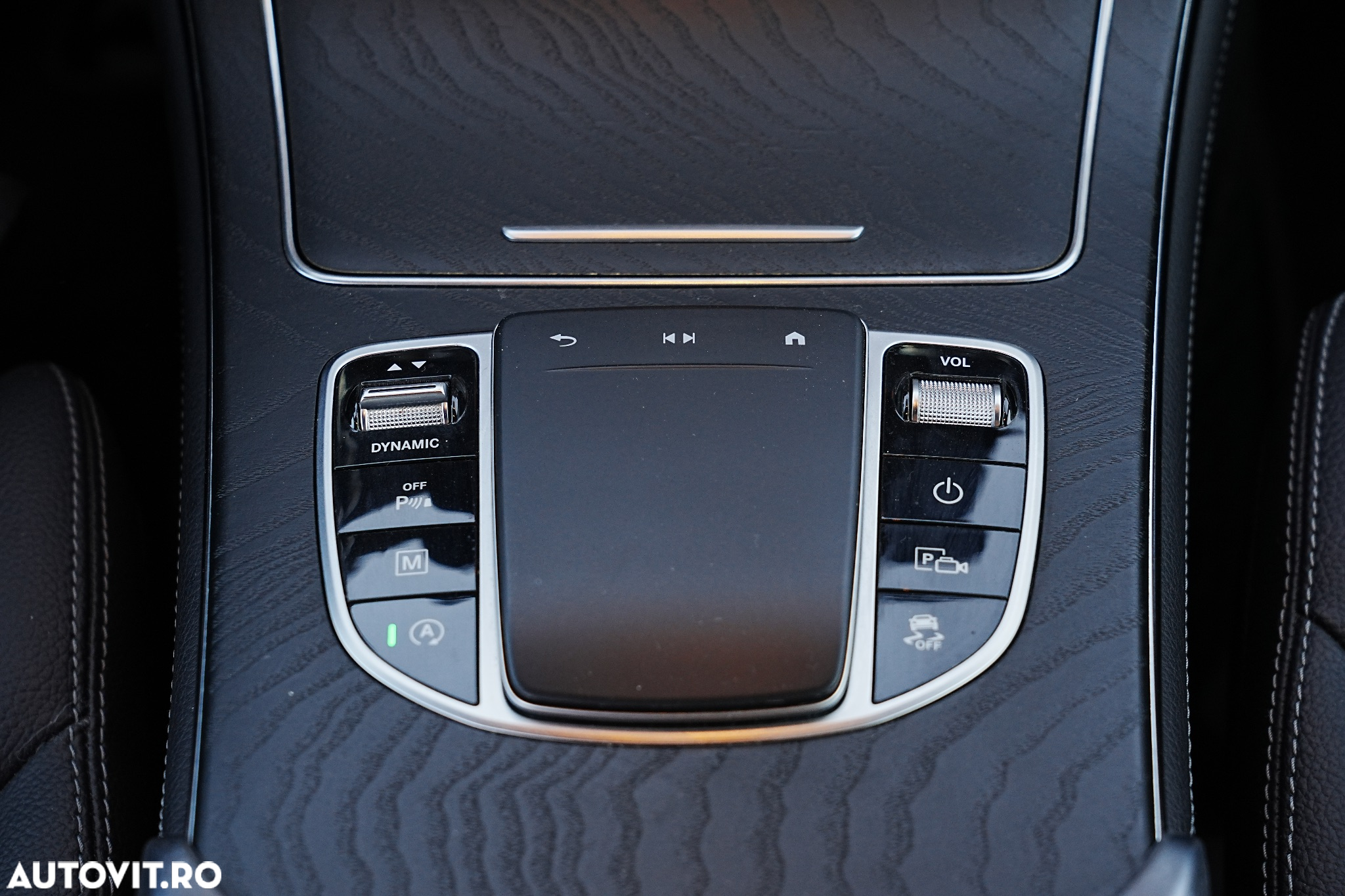 Mercedes-Benz GLC 200 4Matic 9G-TRONIC AMG Line - 29