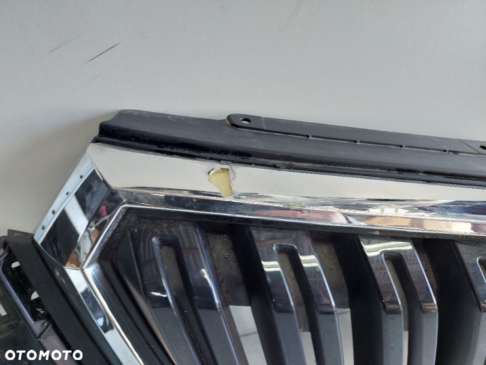 Skoda Kamiq atrapa grill - 4