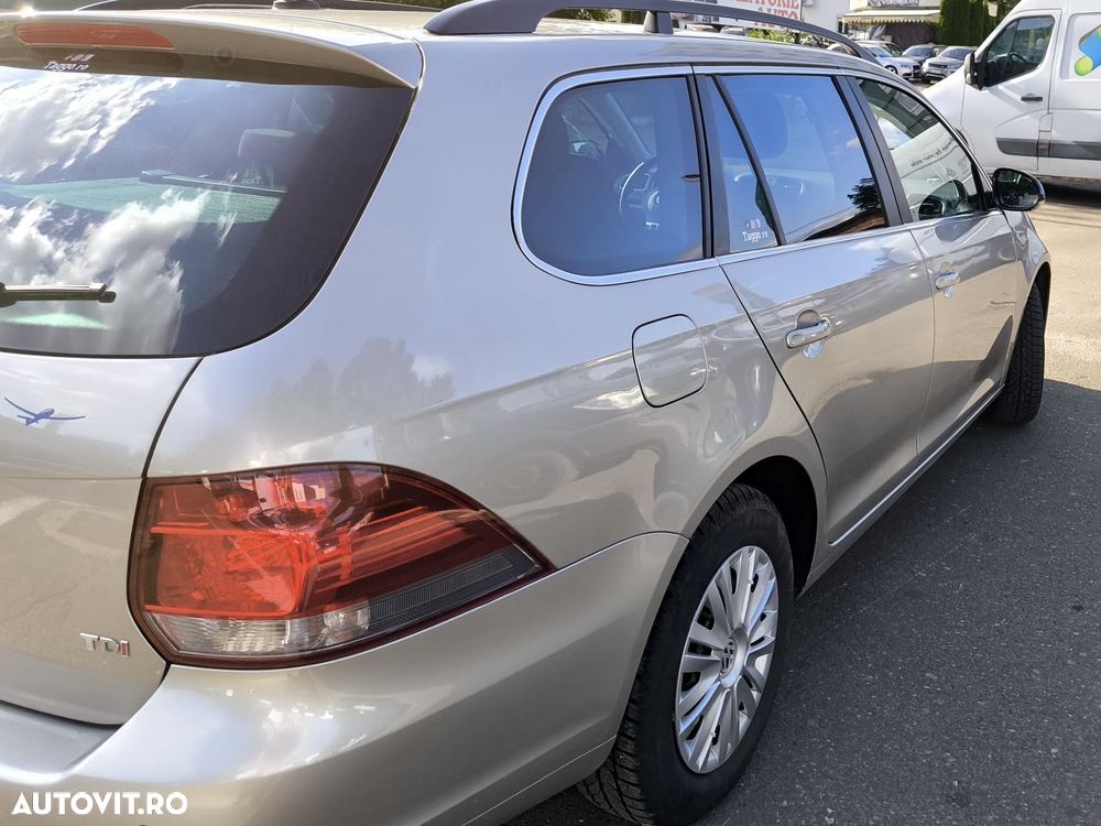 Volkswagen Golf 1.6 TDI DPF Comfortline - 5