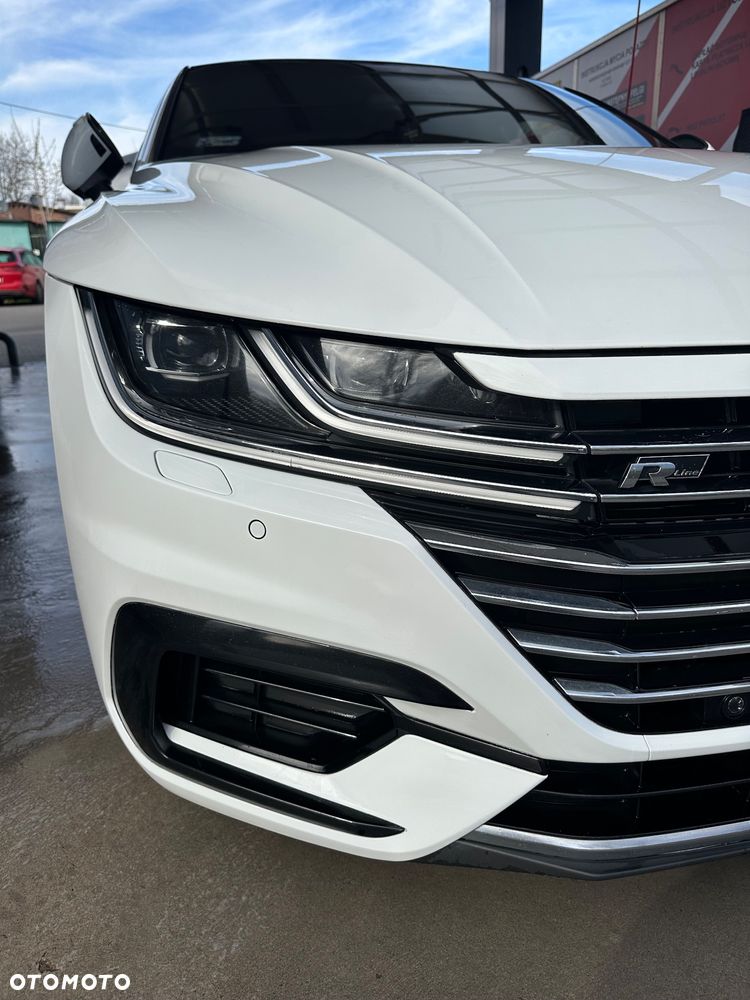 Volkswagen Arteon 2.0 TDI SCR R-Line DSG - 9