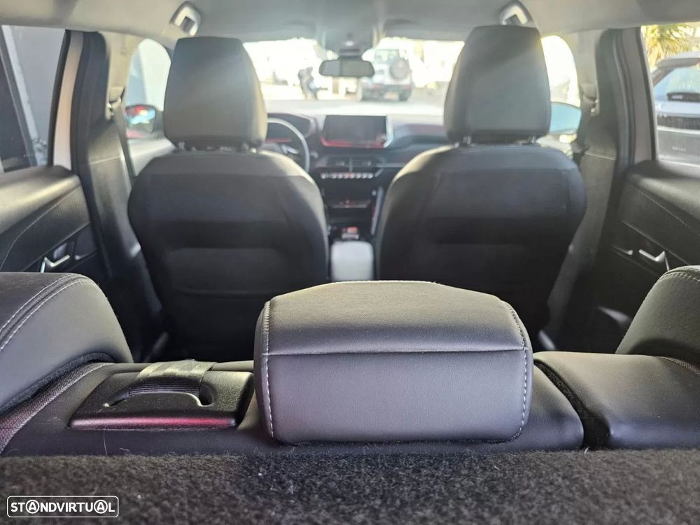 Peugeot e-2008 50 kWh Allure Pack - 10