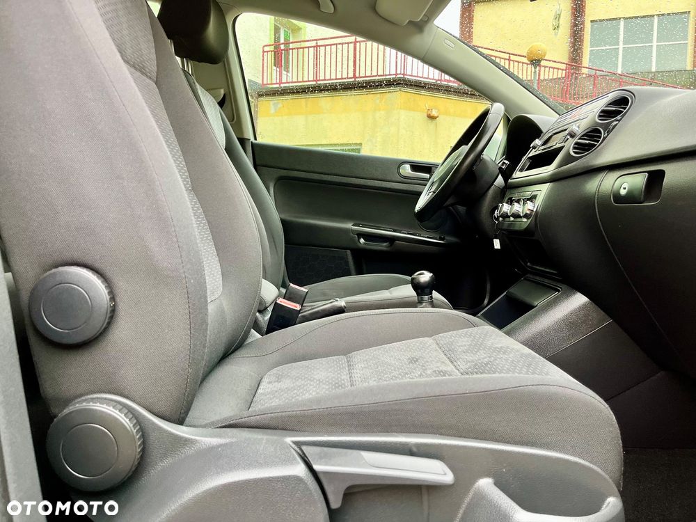 Volkswagen Golf Plus 1.6 Comfortline - 10