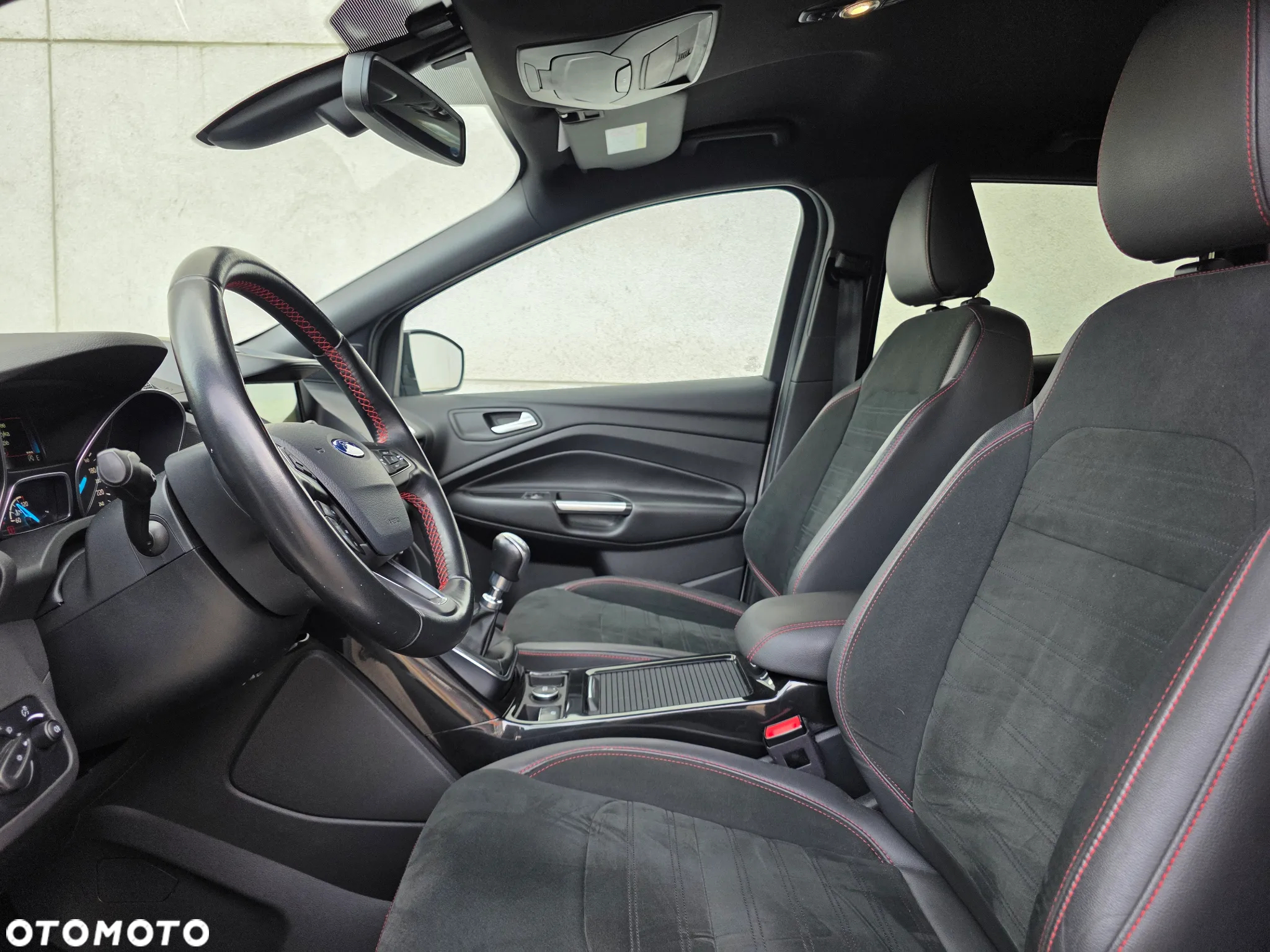 Ford Kuga 1.5 EcoBoost FWD ST-Line ASS GPF - 22