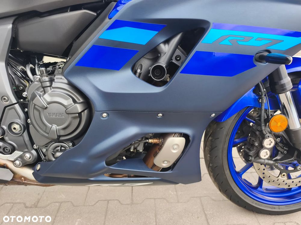 Yamaha R7 - 21