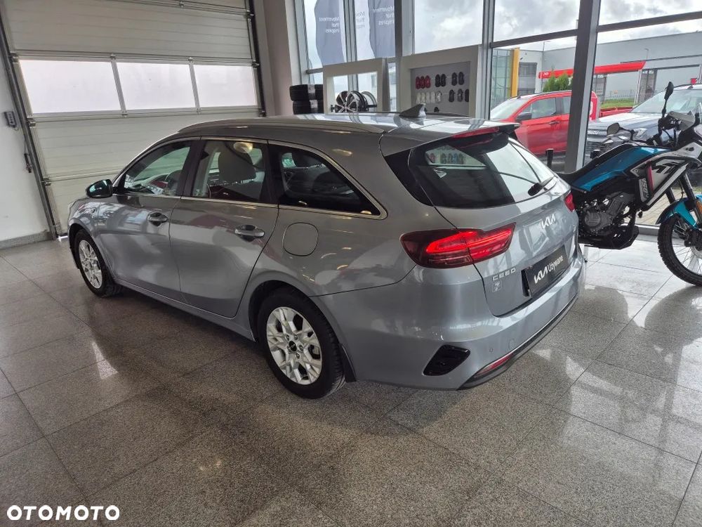 Kia Ceed 1.5 T-GDI M - 21