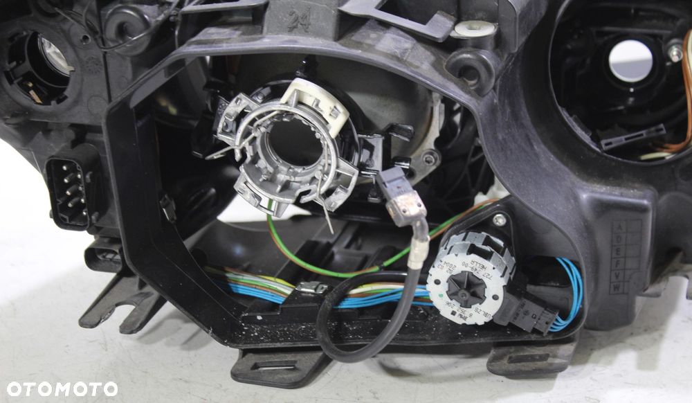 LAMPA LEWY PRZÓD PRZEDNIA XENON NIESKRETNY BMW E60 E61 WERSJA EUROPA - 5