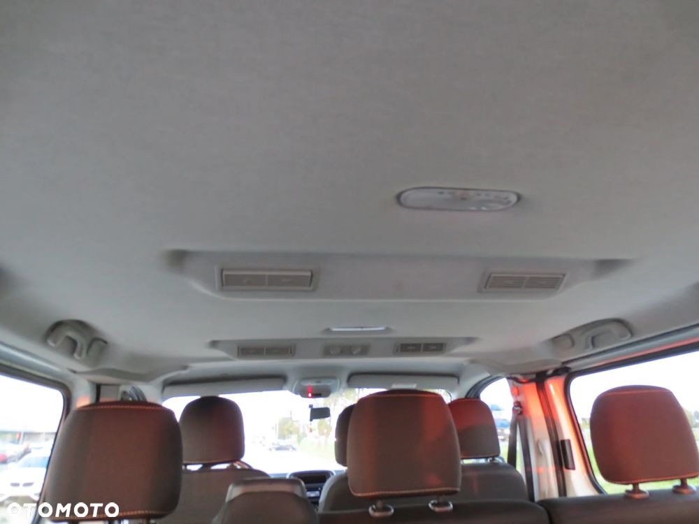 Renault Trafic - 23
