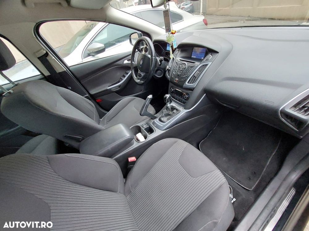 Ford Focus 1.6 TDCI DPF Trend - 5