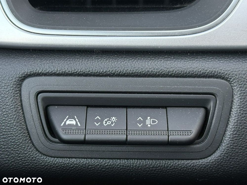 Renault Captur 1.3 TCe mHEV Techno EDC - 23