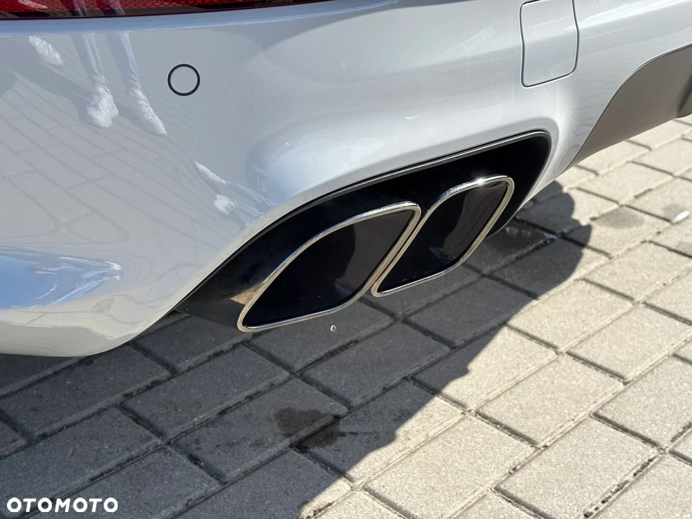 Porsche Cayenne Turbo E-Hybrid PHEV - 9