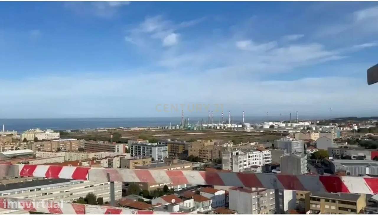 Apartamento T4 com varanda num condomínio fechado, Ocean Terrace, em L - Grande imagem: 3/4