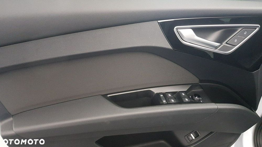Audi Q4 e-tron - 20