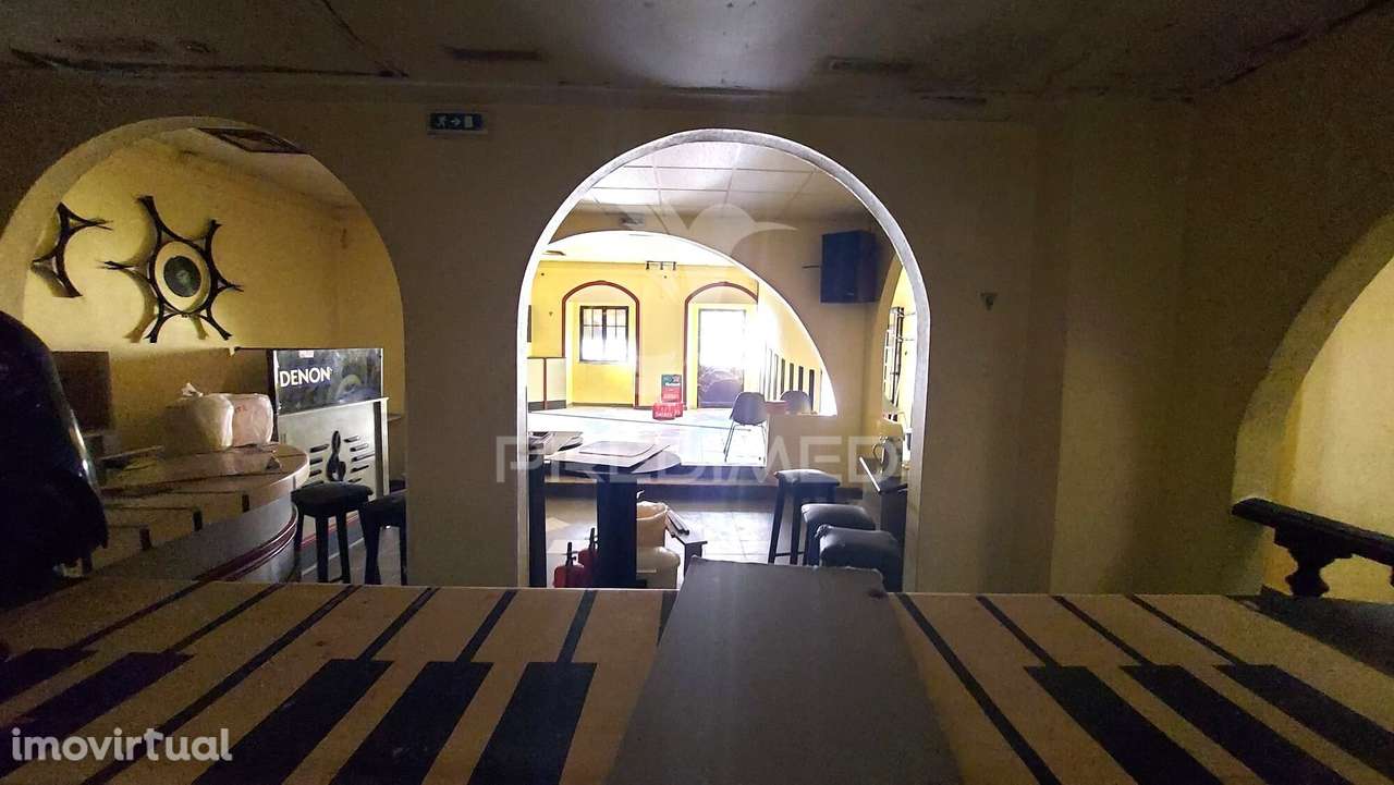 Espaço comercial; loja em Alpiarça. - Grande imagem: 5/15