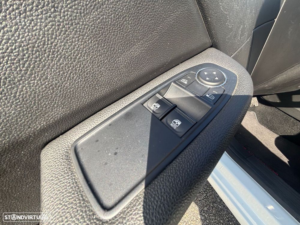 Renault Clio 1.5 Blue dCi Evolution - 19