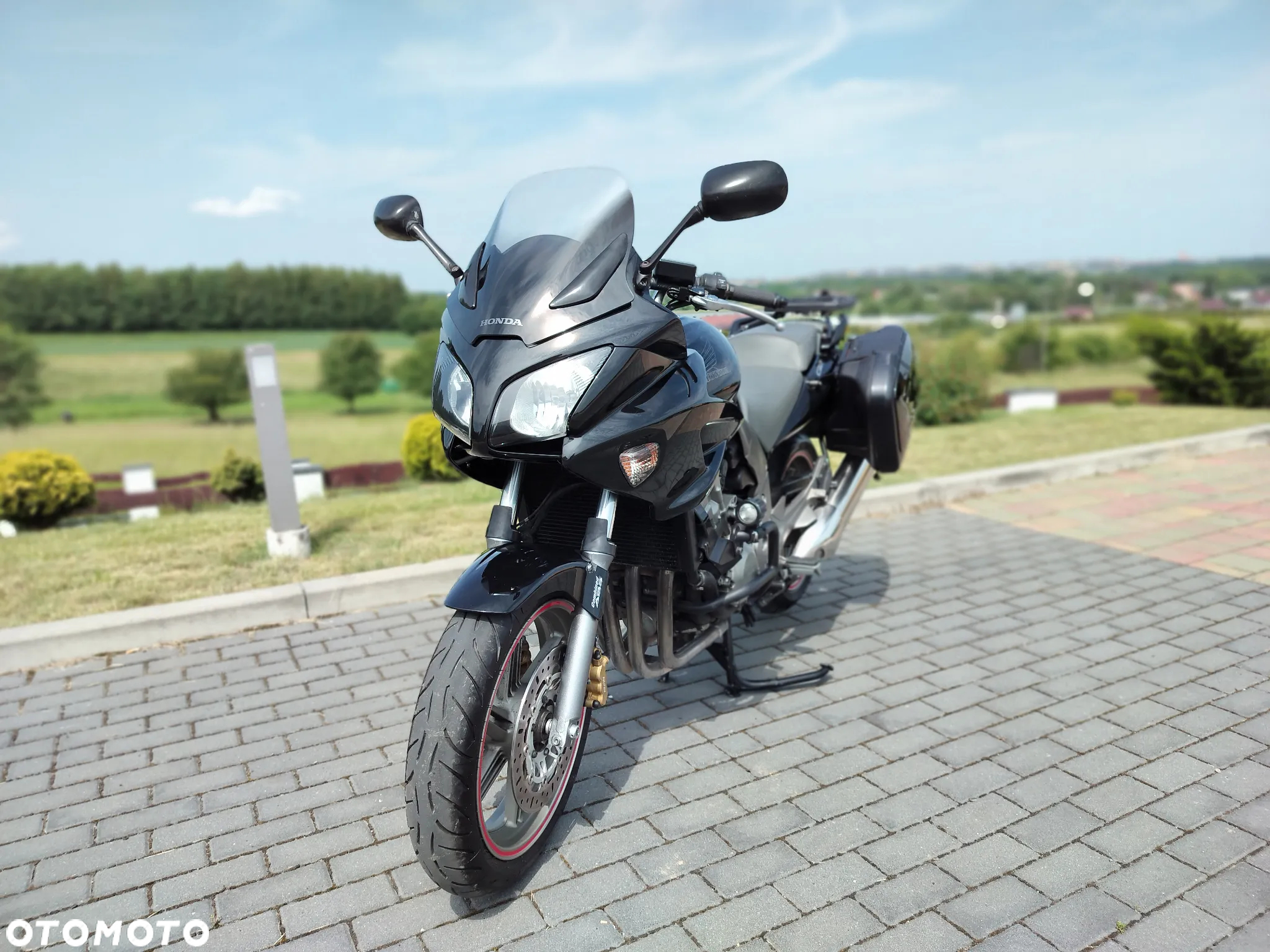 Honda CBF - 16