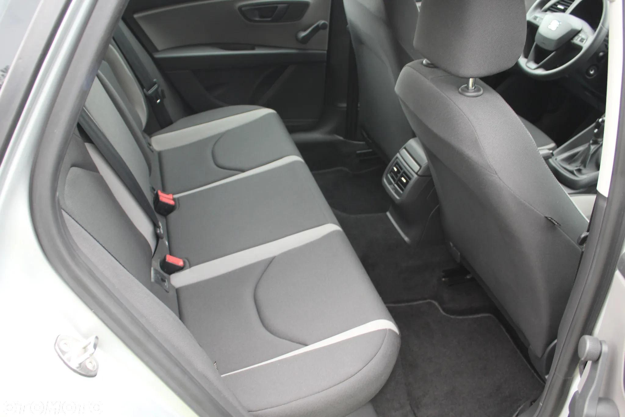 Seat Leon 1.6 TDI ECOMOTIVE Style - 23