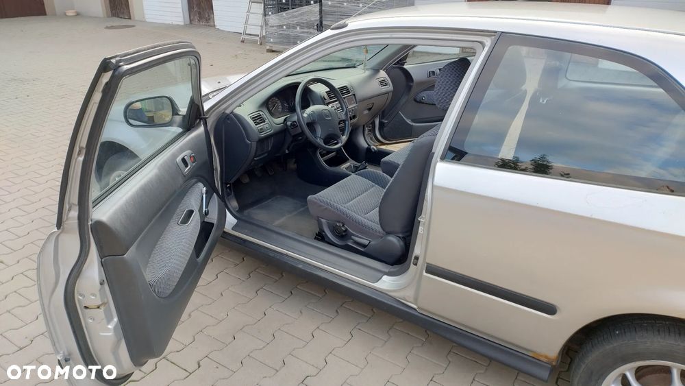 Honda Civic - 10